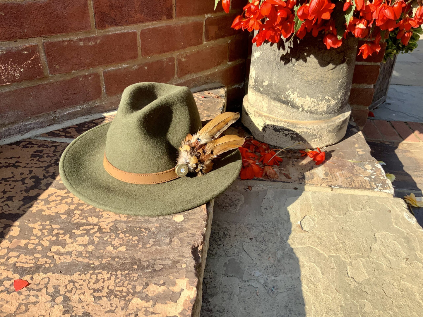 Golden Reeves Venery Pheasant Hat/Lapel Brooch